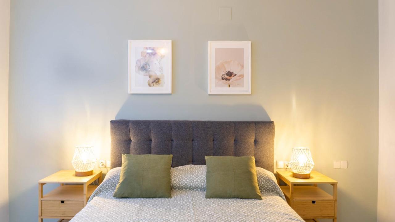 Luxury Apartment Dos Aceras Малага Екстериор снимка