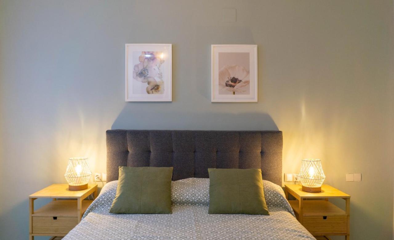Luxury Apartment Dos Aceras Малага Екстериор снимка